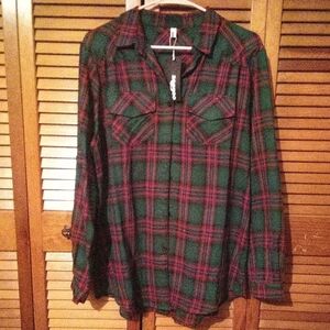 Zeagoo Green and Red Plaid Button-Up Shirt